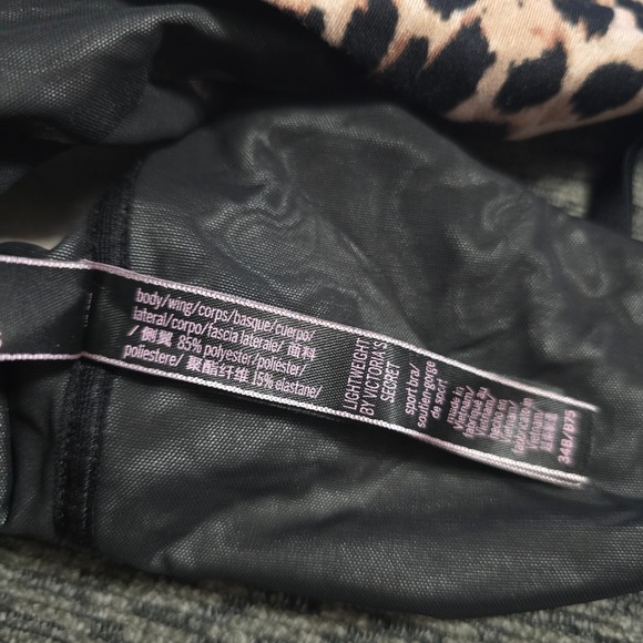 Victoria's Secret Lightweight Sport Bra Womens 34B Leopard Animal Print - Picture 5 of 7